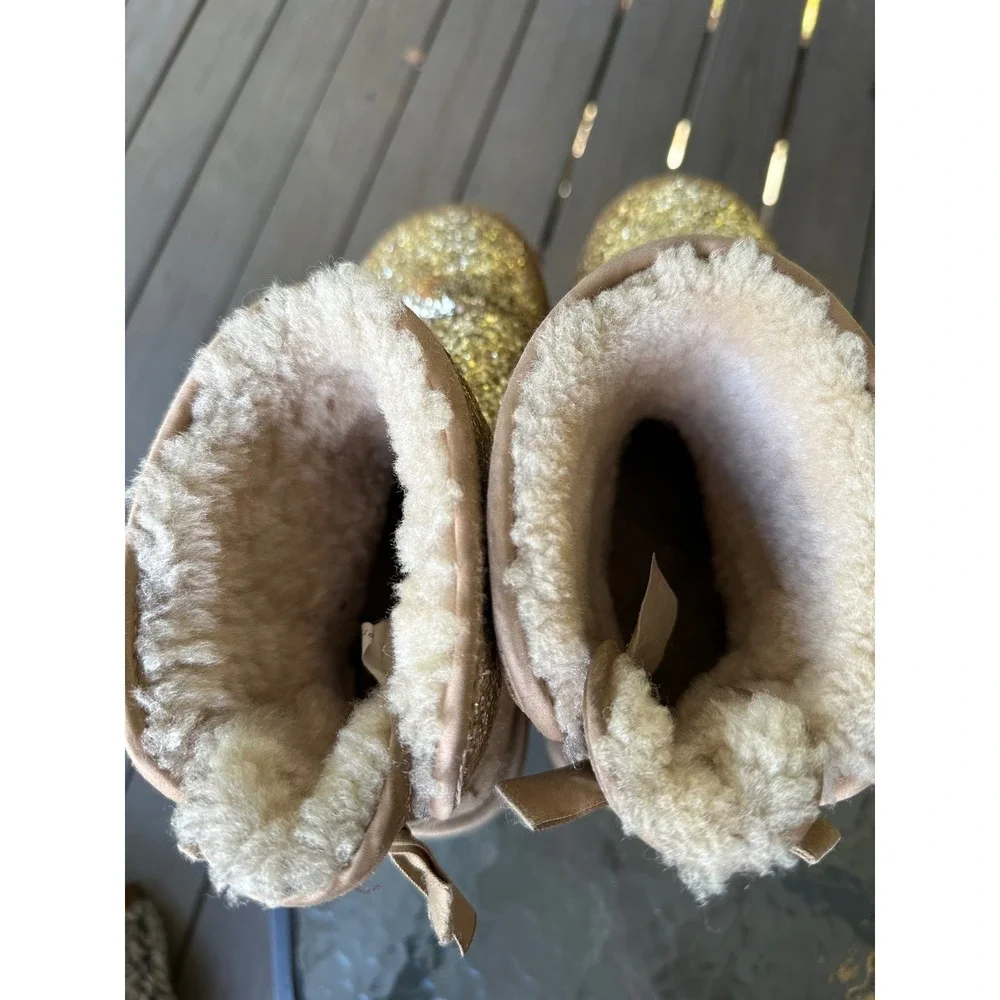 UGG Australia Glitter Mini Bailey Bow II Boots‎ Gold Shimmer Sparkle Size 7